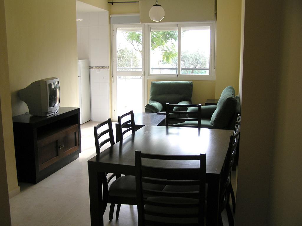 Apartamentos Turisticos Los Girasoles 에스파르티나스 객실 사진
