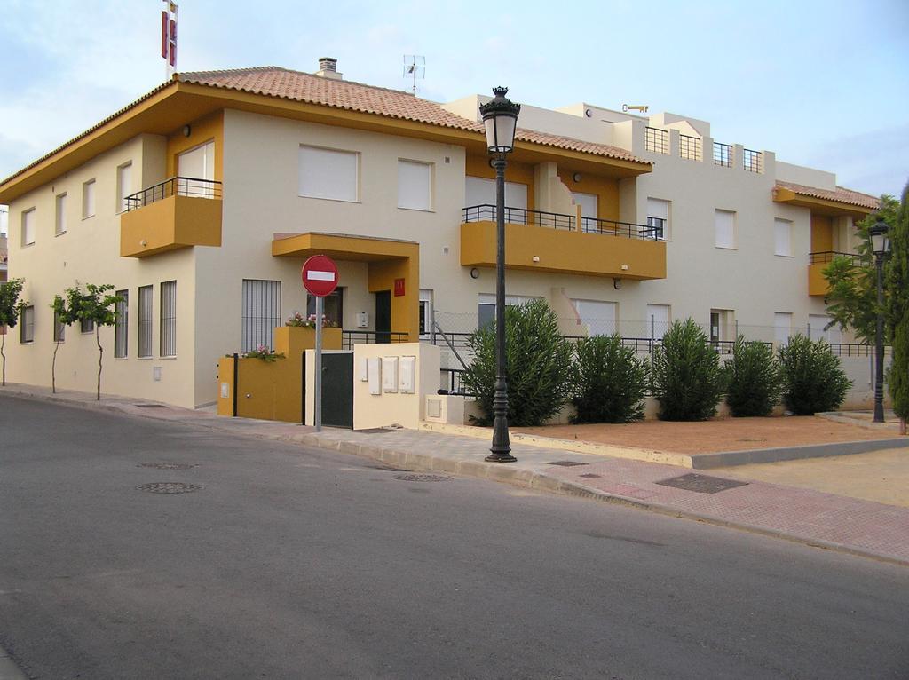 Apartamentos Turisticos Los Girasoles 에스파르티나스 외부 사진